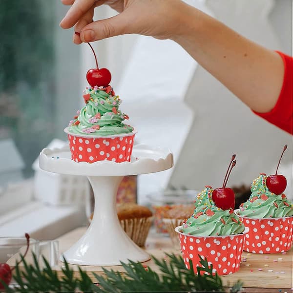 Pakke med 50 papirkageforme, cupcakeforme, papir cupcake liners (rød)