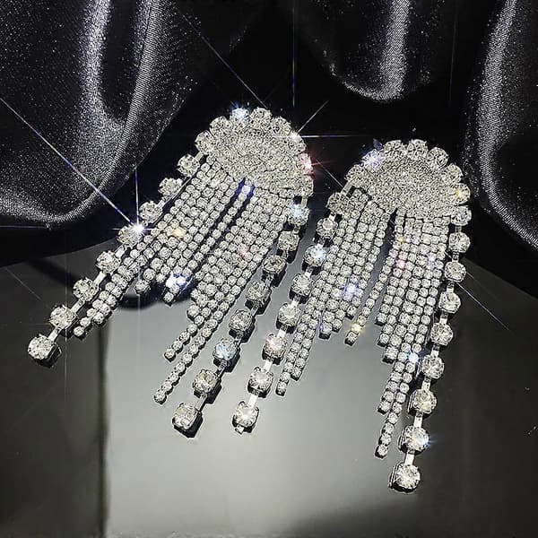 Lange Kvaster Rhinestones Øreringe Brude Lysekrone Drop Dingle Øreringe Glitrende Krystal Fringe Øreringe til Bryllup Prom