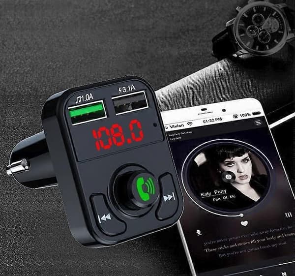 Auton FM-lähetin Handsfree Bluetooth-autosarja MP3-soitin 3.1A pikalataus
