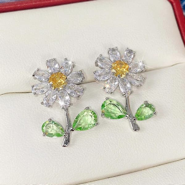 Vackra Blommor Silverpläterade Örhängen Kvinnor Cubic Zircon Bröllopssmycken