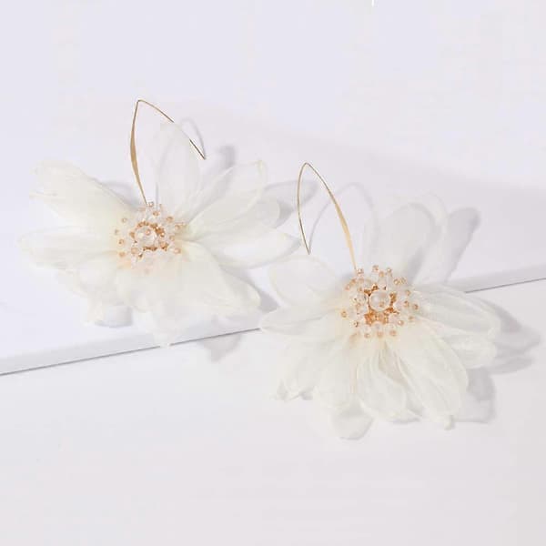 Store Kvinde Store Petal Drop Øreringe Store Blomster Dingle Øreringe med Chiffon Blomsterkvast til Ferie Bryllup (Elfenben)