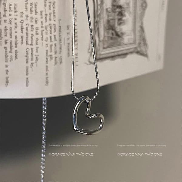 Silver Love Halsband