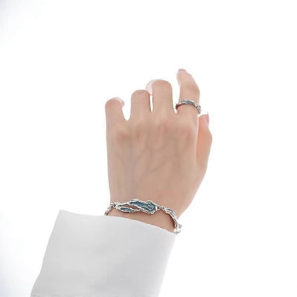 Järvikoristeinen köysirannekoru