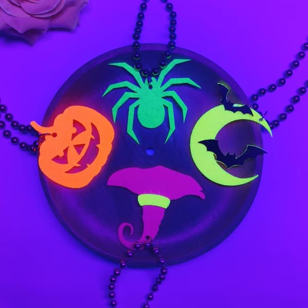 Halloween fluoresoiva koriste kaulakoru-403