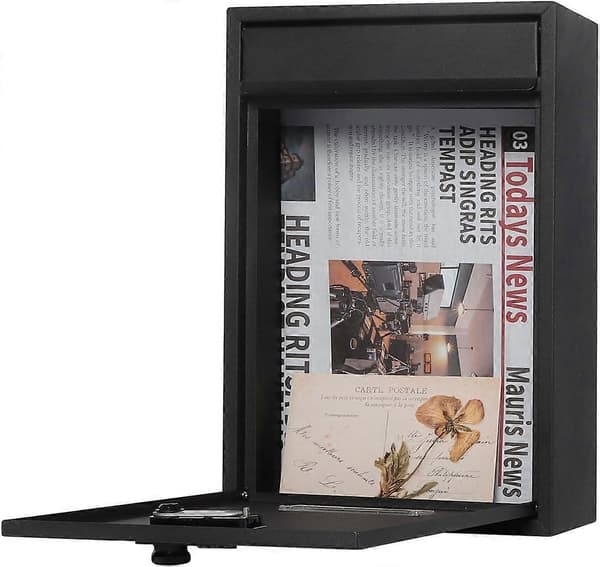 Väggmonterad vertikal brevlåda med kombinationslås, medelstor hängande postlåda säker för utomhusbruk, 32 x 21,6 x 8,6 cm, svart