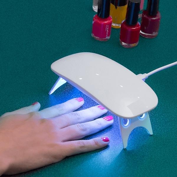 Nageltorkare - UV lampa för naglar