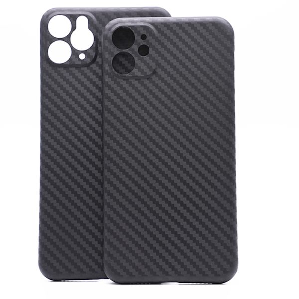 iPhone 11 - Stilsäkert Skyddsskal Karbon-Design Svart