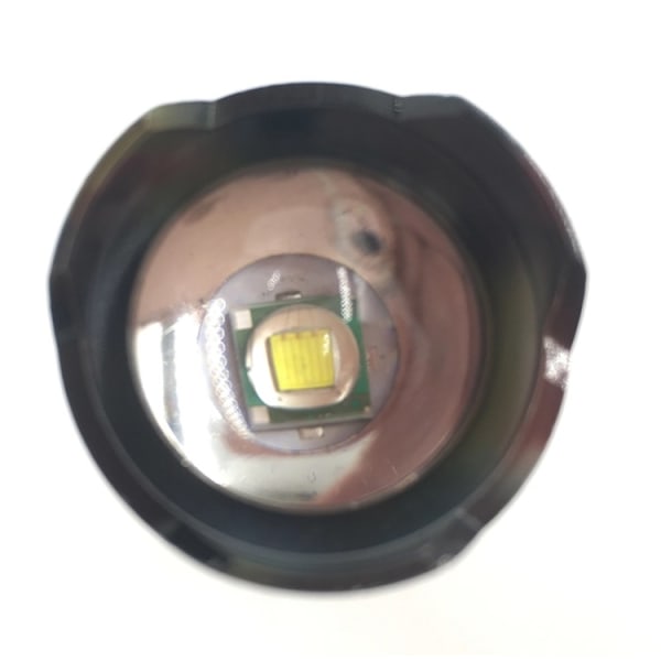 3000 LUMENS Kamouflage CREE-XML T6  Litwod  FICKLAMPA