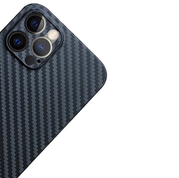 iPhone 15 Pro - Ultraohut kuori Svart