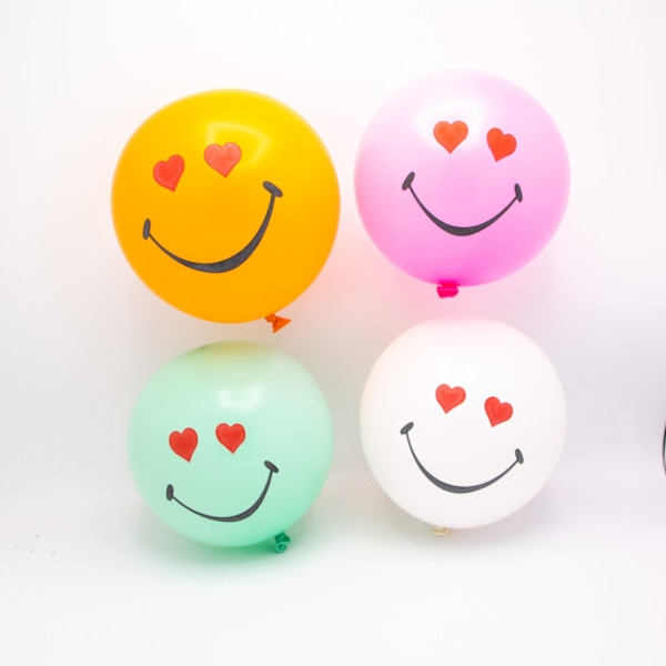 Latexballong Emoji Hjärtan mixade färger 8-pack Flerfärgad