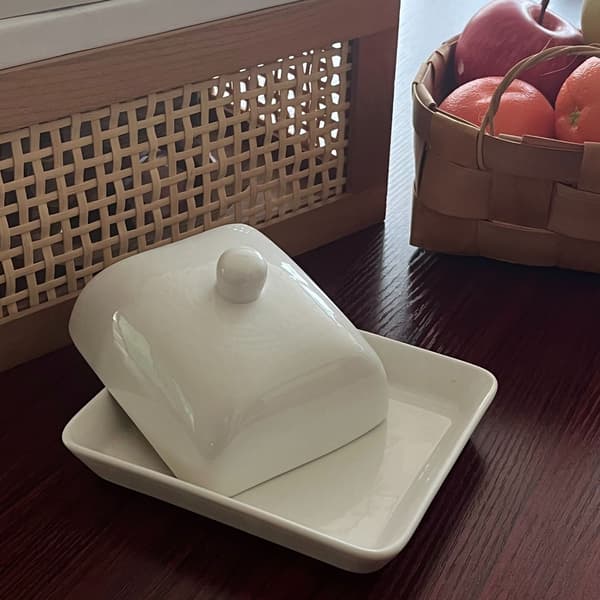 Rektangulær smørfat, hvit kuppelformet ostefat, individuell servering, mini smørbrett