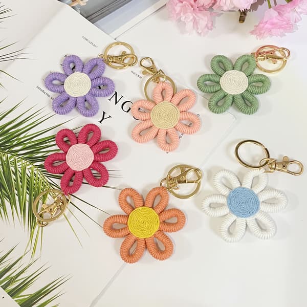 12 stk. Daisy festartikler Boho vævede blomster nøgleringe Daisy nøglering