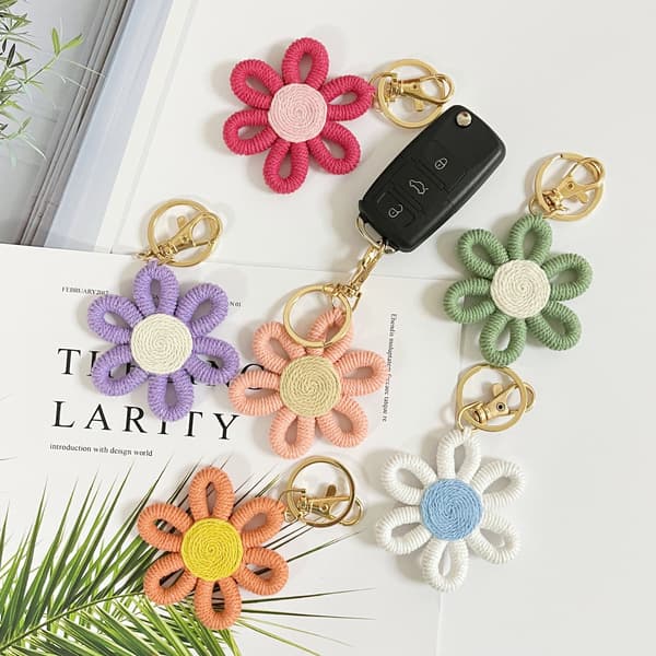 12 stk. Daisy festartikler Boho vævede blomster nøgleringe Daisy nøglering