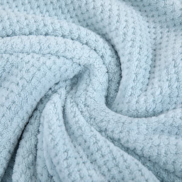 Mikrofiberhårhandduk 2-pack, hårtorkhandduk med knapp, superabsorberande hårhandduksturban, snabbtorkande hår (vit, blå)