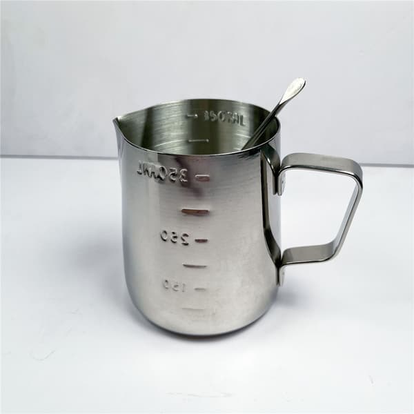 304 rustfritt stål melkeskummerkanne 350ml+Trekke blomsternål