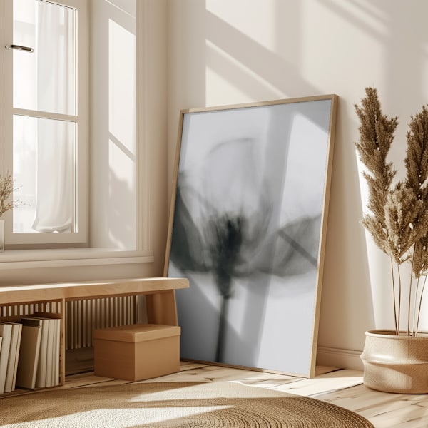 Mono Tulip Poster 50x70 cm