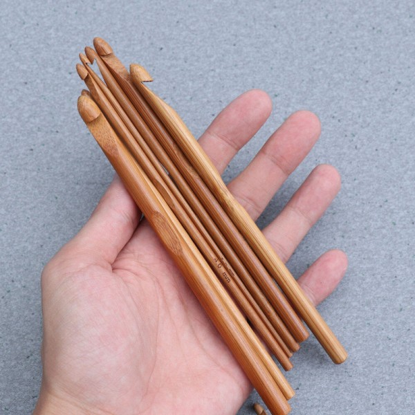 - Storlek 12 st bambuvirknålar Gör-det-själv-stickor Verktyg (3,0 mm till 10 mm)