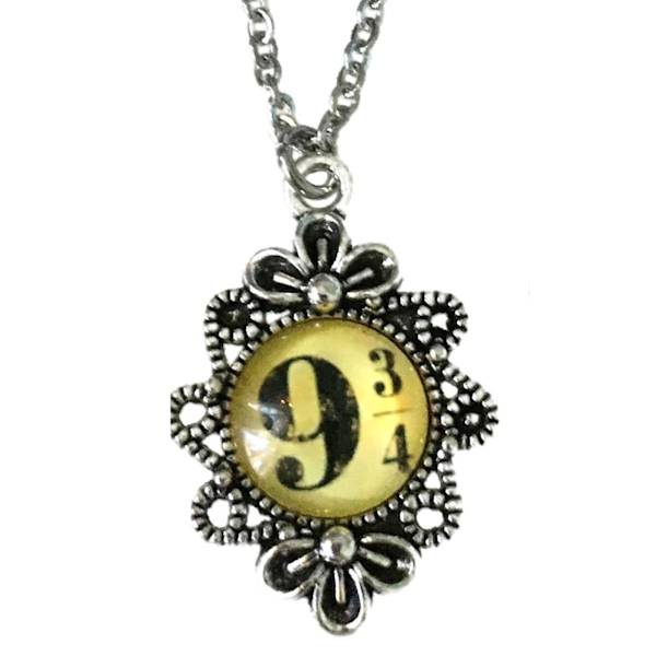 Necklace - Platform 9 3/4 - Harry Potter Yellow