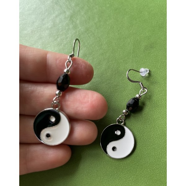 Örhängen Yin Yang Symbol Kraft Energi Rostfria krokar multifärg