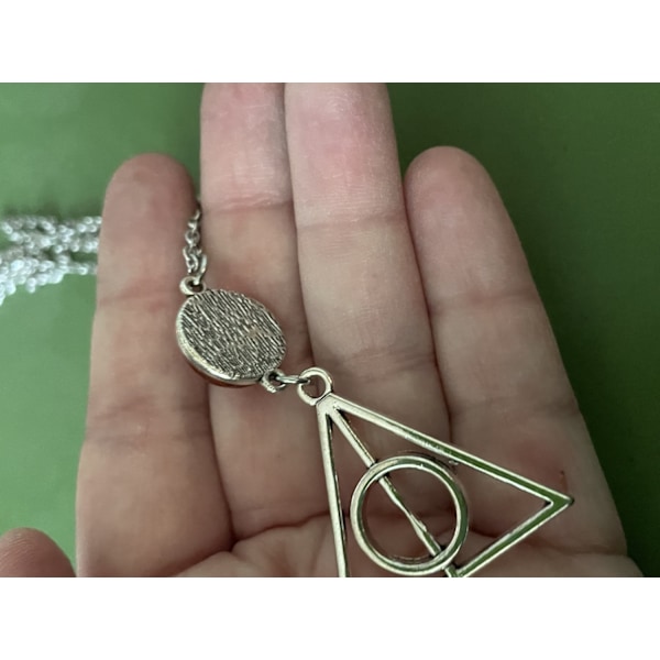 Halsband Dödsrelikerna Röd Gryffindor Hogwarts