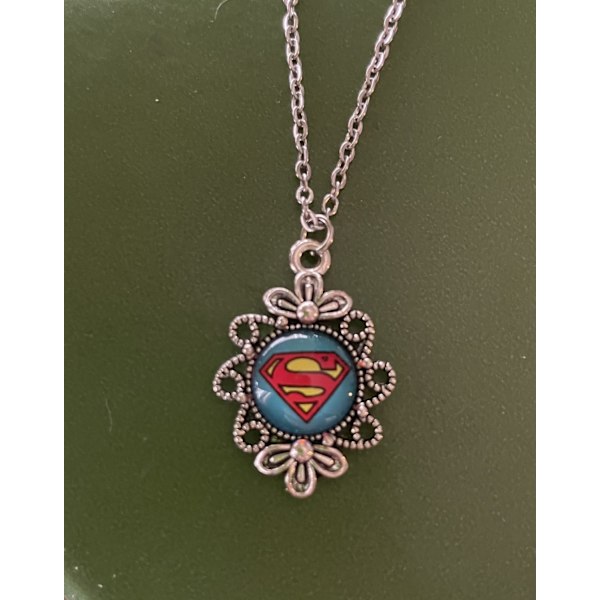 Necklace - Superman - Cabochon Green