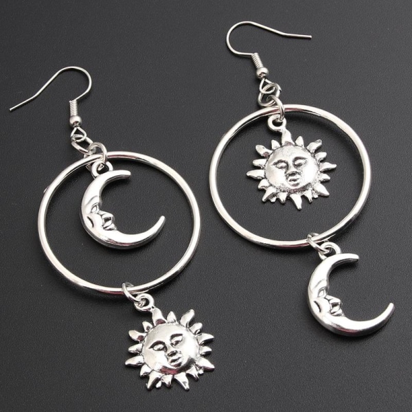 Korvakorut - Kreolit - Aurinko - Crescent Moon - Epäsymmetrinen Silver