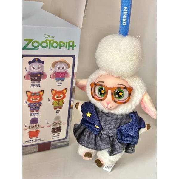 Pehmonukke avaimenperä Zootopia Pehmolelu Kani Judy Kettu Nick Yllätyslaatikko A3