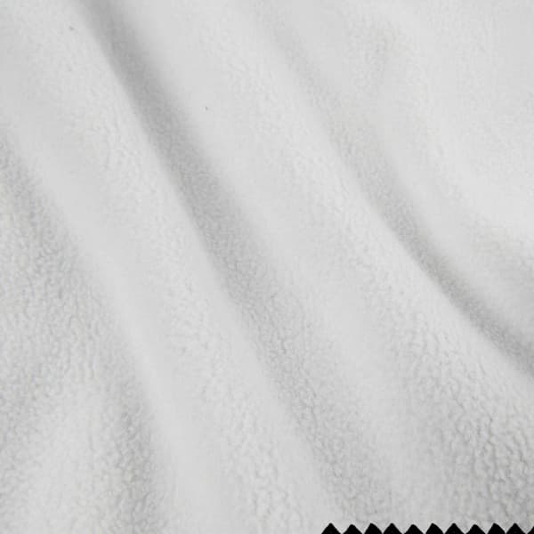 Pehmeä kommandopipo naisille beige