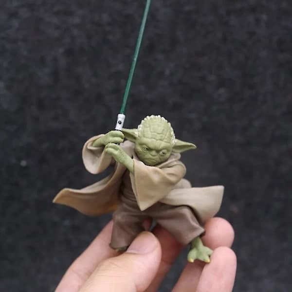 Star Wars Mandalorian Master Yoda med sverd actionfigur leker i posepakke