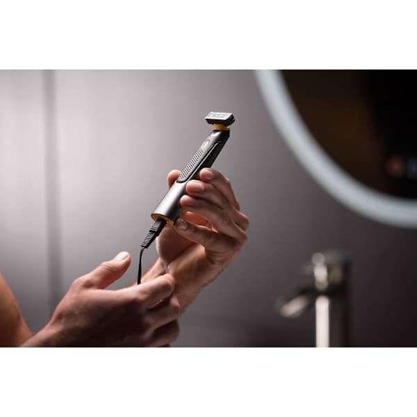 Titanium, genopladelig skæg- og kropstrimmer, der trimmer, klipper, barberer og styler - XM3 -