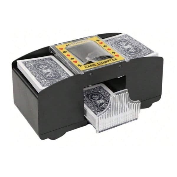Automaattinen kortinsekoitin, musta