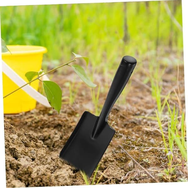 Kullspade, skorsteinsspade, gårdsspade, isbryterspade, hagespade