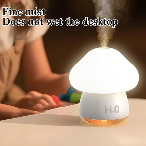 Denne lyserøde champignonformede natlampe/luftfugter er velegnet til hjemmet, kontoret, bilen og soveværelset.