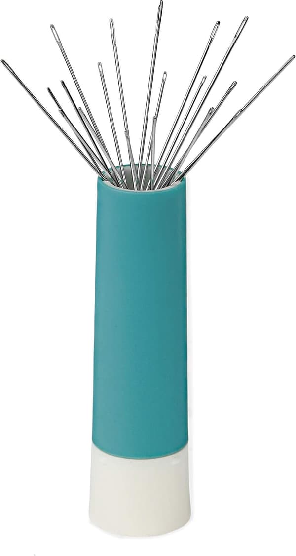 Love Assorted Needles & Needle Twister Storage