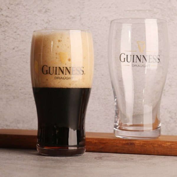2 Vinglas Guinness Pintglas
