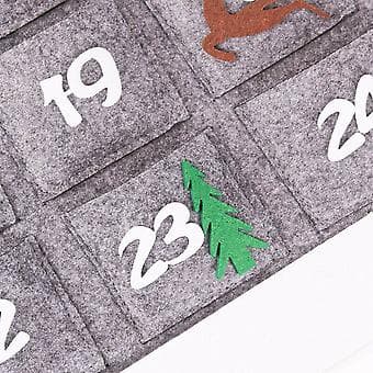 Stort Teppe Julehjem Dekor Nisse Adventskalender Lommer (Grå)