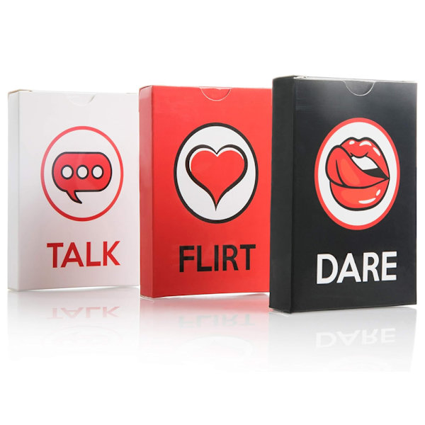 Kul och romantiskt spel för par Date Night Box Set med samtalsstartare Flirtiga spel och coola utmaningar - Talk, Flirt or Dare Cards- 3 spel i 1