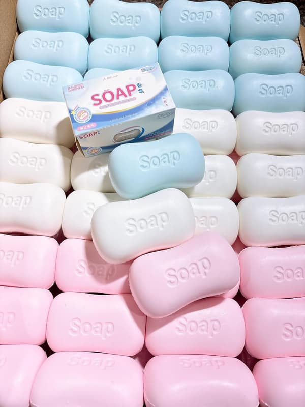 Sæbe Squishy, Langsomt Stigende Squishy, Stress- og Angstdæmpende & Fidget Legetøj til ADHD, Realistisk Sæbe Klemmelegetøj til Strømpefyld, Festgave (Blå) blue