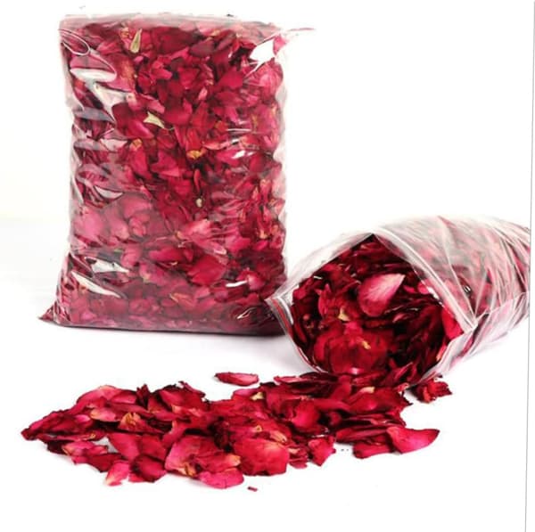 100g Tørrede Røde Rosenblade — Ideel til Aromatiske Blomsterbade, Fodbade og Afslappende Brusere