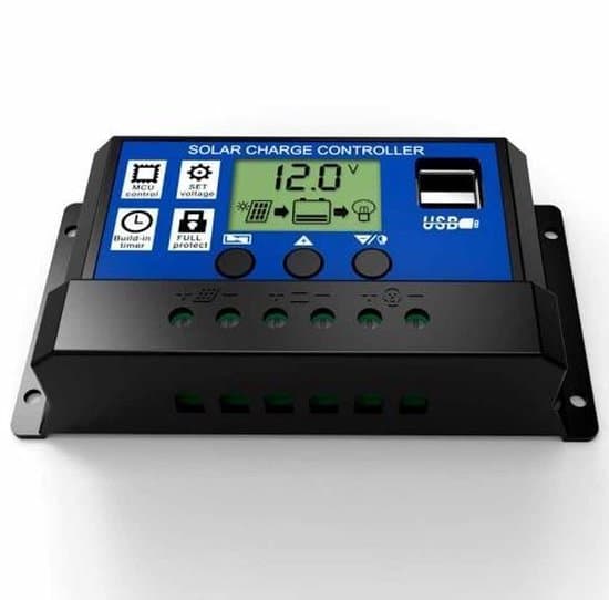 30A DC 12V - 24V PWM Solar opladningsregulator med LCD og 5V USB
