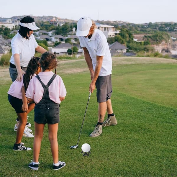 Golf-tees i plast, golfsimulator-tees til hjemmet, udendørs indendørs golf-tees simulator træning, golfmåtte-tees til vintergræs og driving range