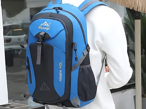 Reppu / Vaellusreppu 40L blue