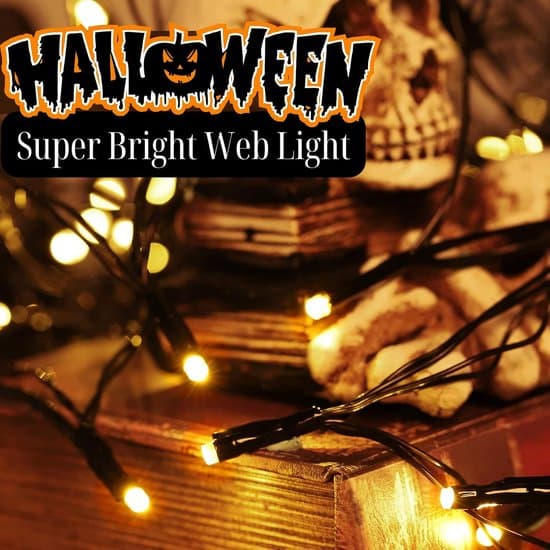 Halloween spindelvevlys - 1,2 meter diameter med 70 LED-lys - Inkluderer en realistisk svart edderkopp - 8 lysmoduser med fjernkontroll - Timerfunksjon orange