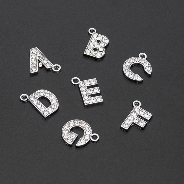 26x/ Set Alphabet Crystals Letter Pärlor Hängen A-Ö för Rhinestone Engelska Bokstäver Berlocker Gör-det-själv hantverk Smyckenstillverkning Deco