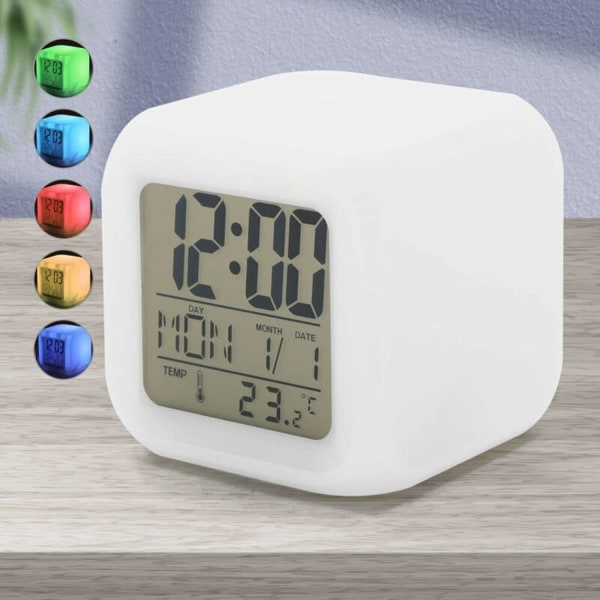 Väckarklocka för barn i sovrummet med 7 växlande LED Digital Alarm Glödande Cube Touch Lätt att set klockan för pojkar och flickor