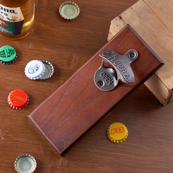 Magnetisk flaskeåpner med lokkefanger Veggmontert treåpner. Favoritt for ølelskere Bruk som dekorasjon på kjøkkenet.
