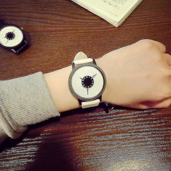 Simple Fashion Korean Lovers Couple Quartz Watch Leather Clock Men And Women Wristwatches