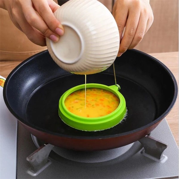 1st silikonomelett pannkaksring omelett omelett rund form Äggskal Ugn Form för matlagning Stekt frukost Slumpmässiga färger