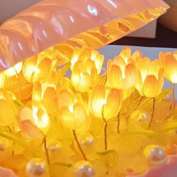 Gjør-det-selv tulipan-skalllampe med blomstersoverom Sovebordlampe Jenteparrasjon Skrivebordspryd ( )（B）