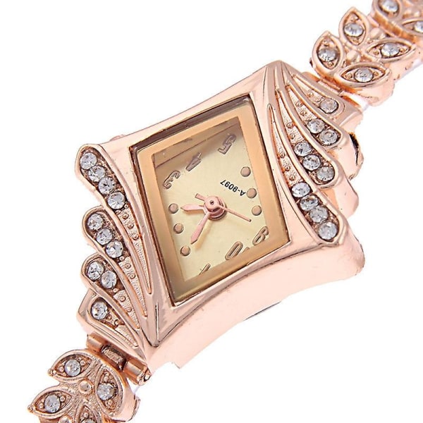Personalized Fashion Quartz Watch Dot Diamond Diamond Alloy Fashion Bracelet Watch white